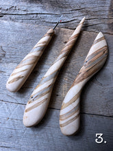 Load image into Gallery viewer, The Blanche
